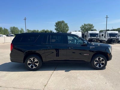 2025 GMC Yukon XL AT4