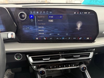 2025 Chevrolet Traverse LT 2LT