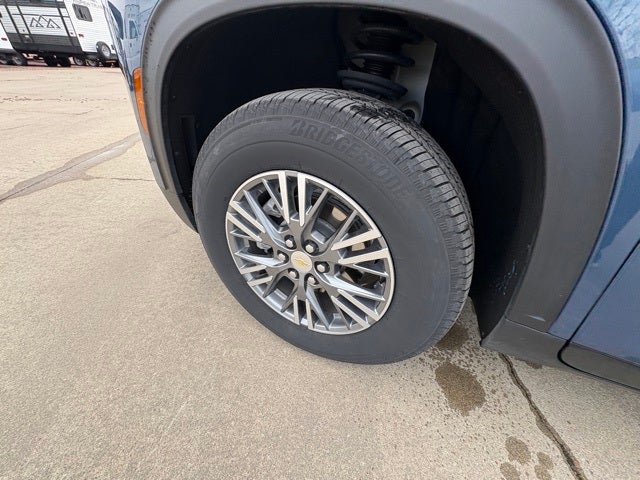 2025 Chevrolet Traverse LT 2LT