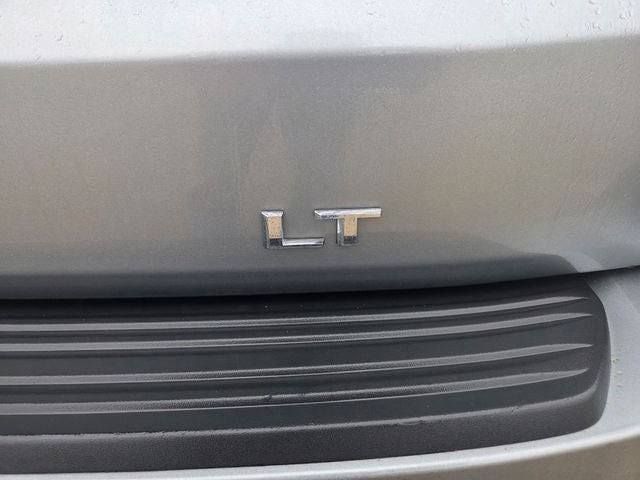 2025 Chevrolet Suburban LT