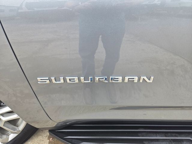 2025 Chevrolet Suburban LT
