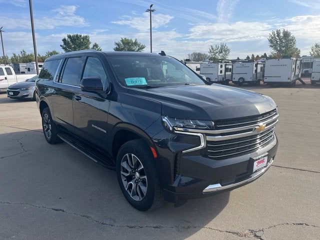 2023 Chevrolet Suburban LT