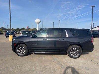 2023 Chevrolet Suburban LT