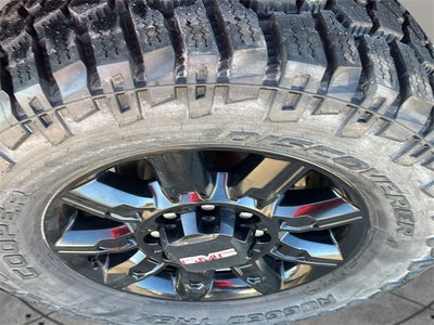 2024 GMC Sierra 2500HD AT4 6 3/4 FT BOX