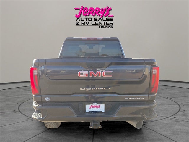 2024 GMC Sierra 2500HD Denali 6 3/4 FT BOX RESERVE