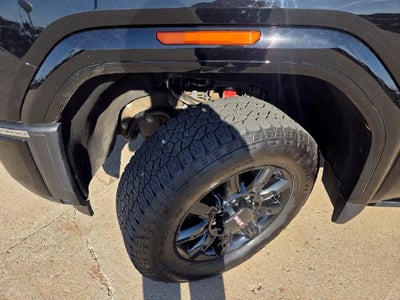 2025 GMC Sierra 2500HD AT4