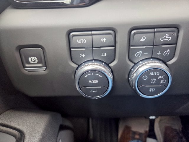 2025 GMC Sierra 2500HD AT4
