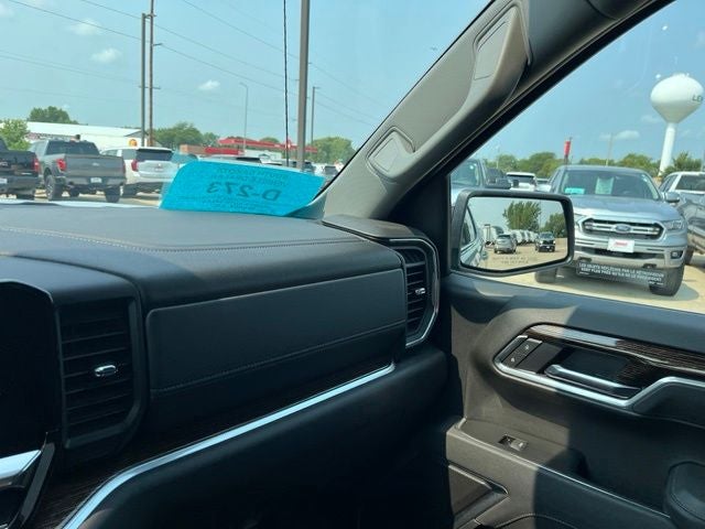 2025 GMC Sierra 1500 SLE