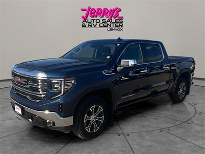 2022 GMC Sierra 1500 SLT Short Box