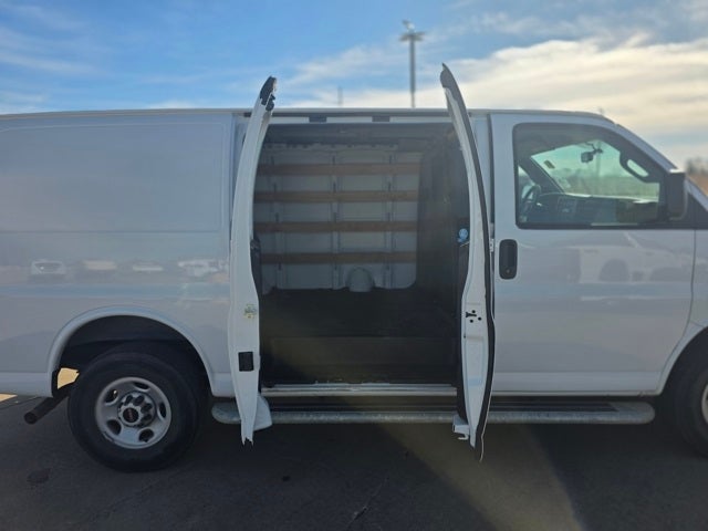2024 GMC Savana 2500 Work Van