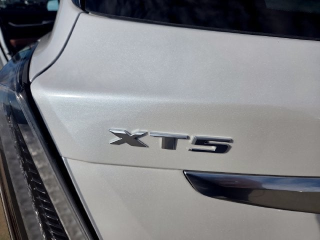2025 Cadillac XT5 Sport