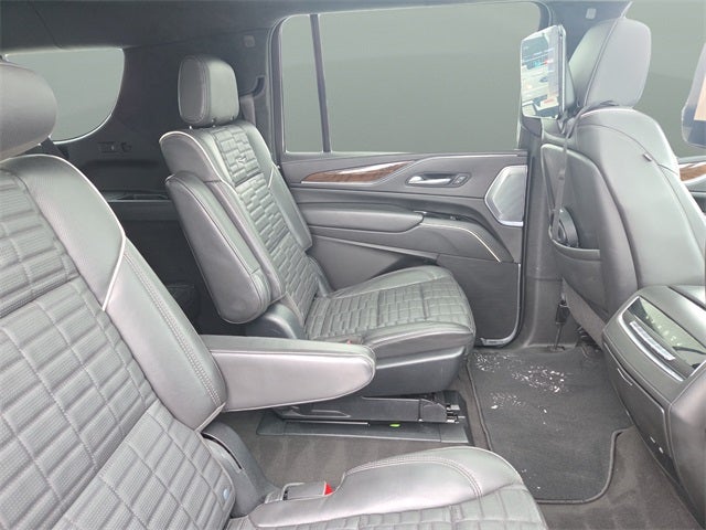 2023 Cadillac Escalade ESV Sport Platinum