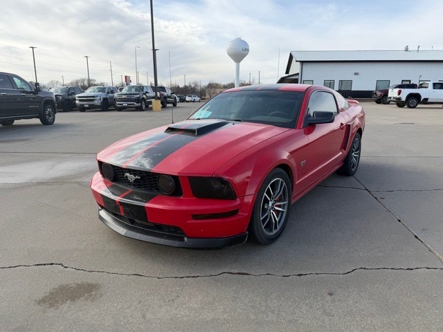 2005 Ford Mustang GT Premium