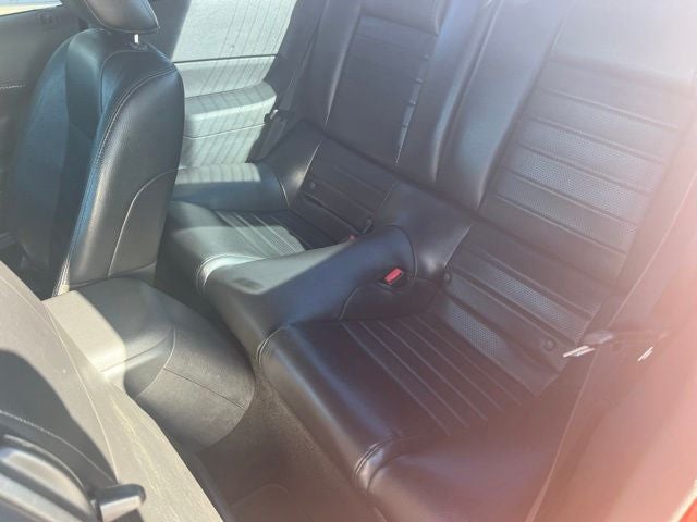 2005 Ford Mustang GT Premium