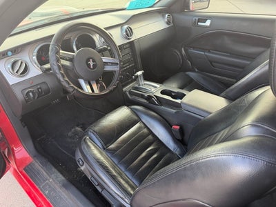 2005 Ford Mustang GT Premium