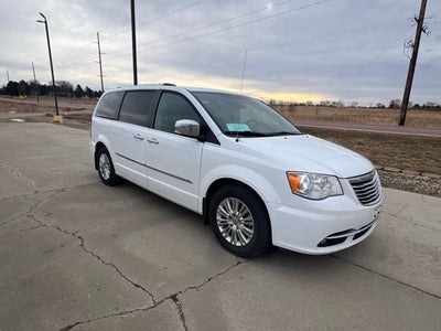 2015 Chrysler Town & Country Limited