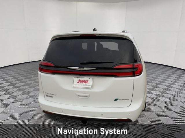 2024 Chrysler Pacifica Hybrid Pinnacle