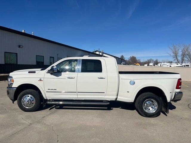 2022 RAM 3500 Laramie