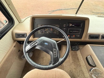 1991 Fleetwood Bounder 34S