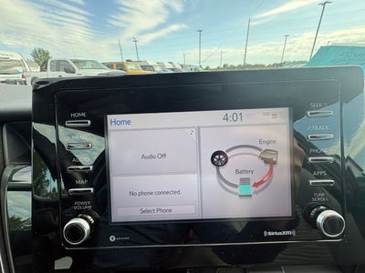 2022 Toyota Camry Hybrid SE