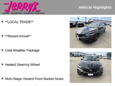 2022 Toyota Camry Hybrid SE