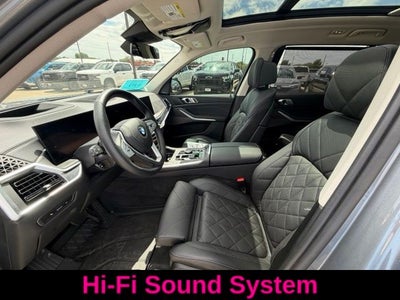 2025 BMW X7 xDrive40i