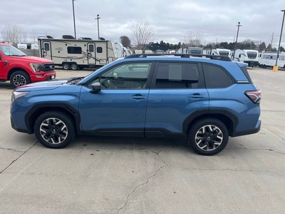 2025 Subaru Forester Premium