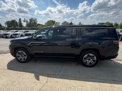 2025 Jeep Wagoneer L Base