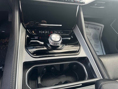 2025 Jeep Wagoneer L Base