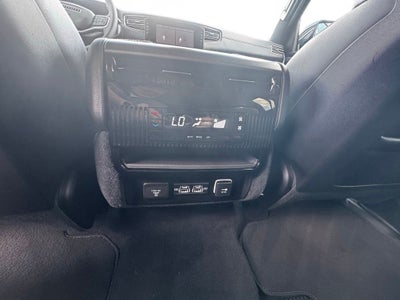 2025 Jeep Wagoneer L Base