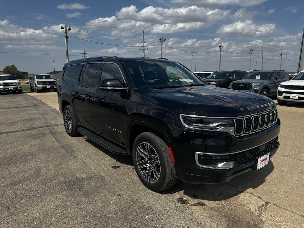 2025 Jeep Wagoneer L Base
