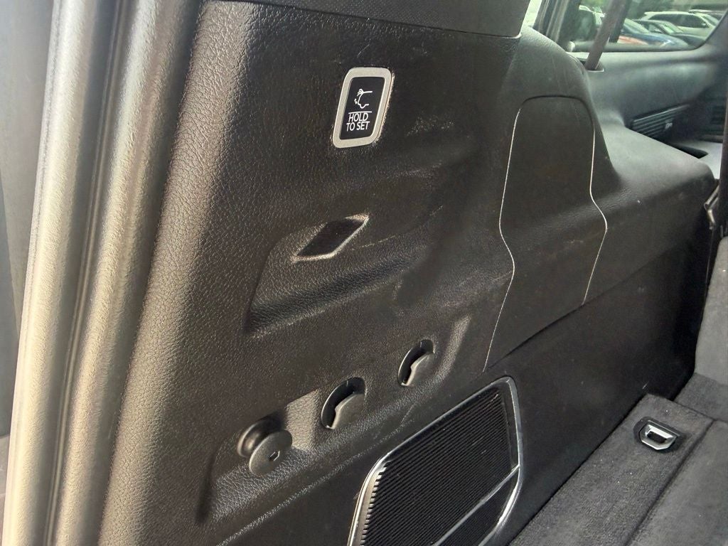 2025 Jeep Wagoneer L Base