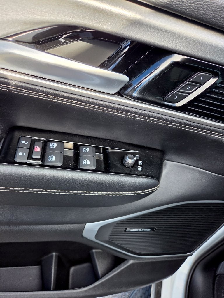 2025 Jeep Wagoneer Base