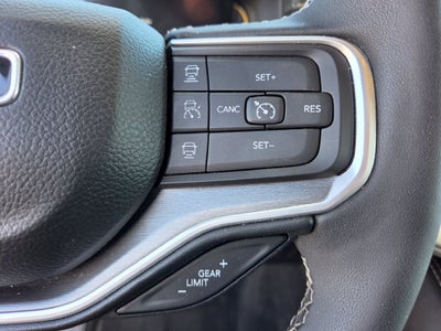 2025 Jeep Wagoneer Base