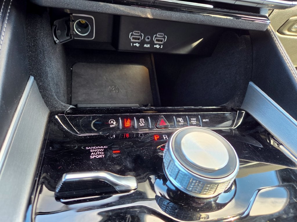 2025 Jeep Wagoneer Base