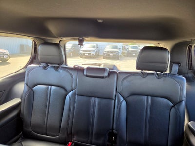 2025 Jeep Wagoneer Base