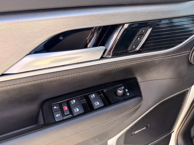 2025 Jeep Wagoneer Base