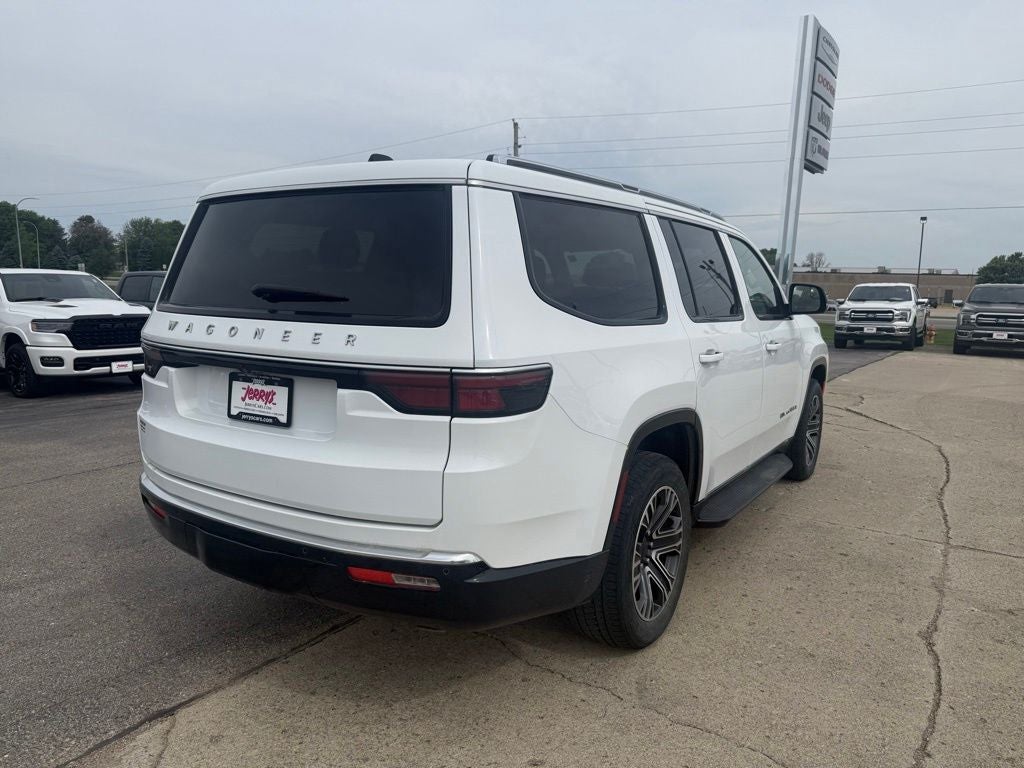 2024 Jeep Wagoneer Base