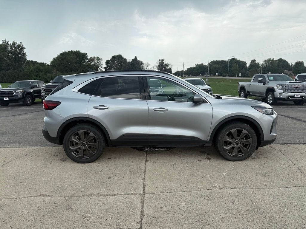 2024 Ford Escape Platinum