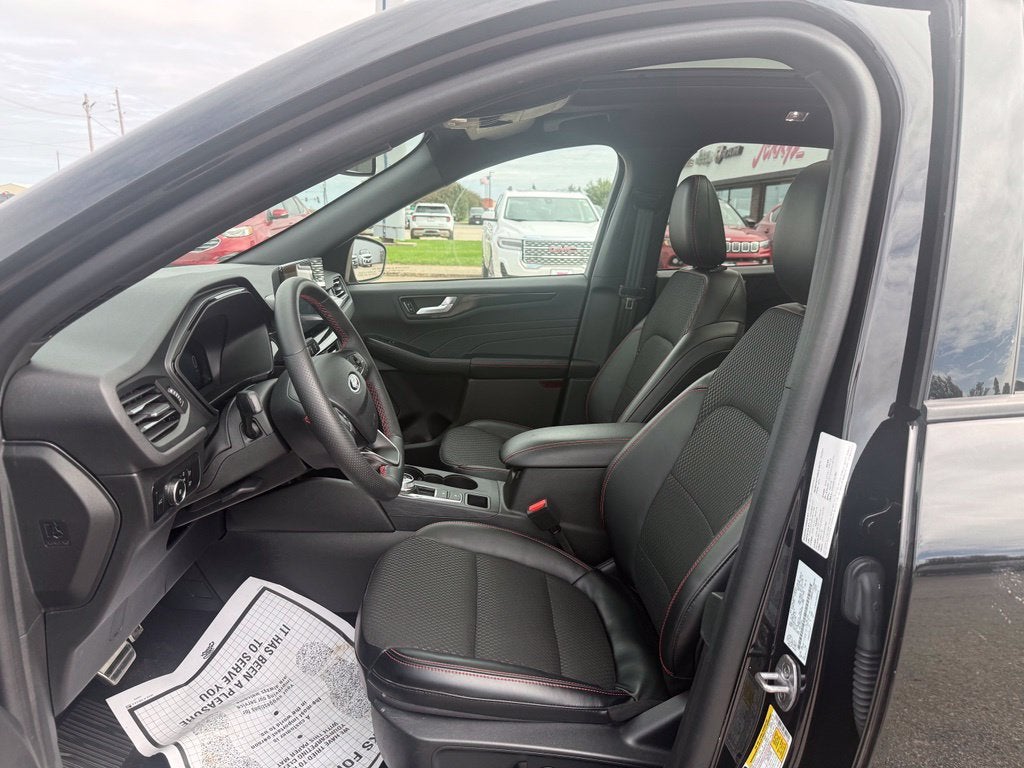2024 Ford Escape ST-Line Elite
