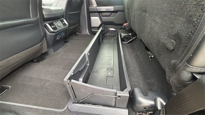 2025 Ford F-150 Platinum 5 1/2 FT BOX