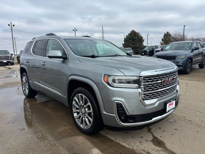 2023 GMC Acadia Denali