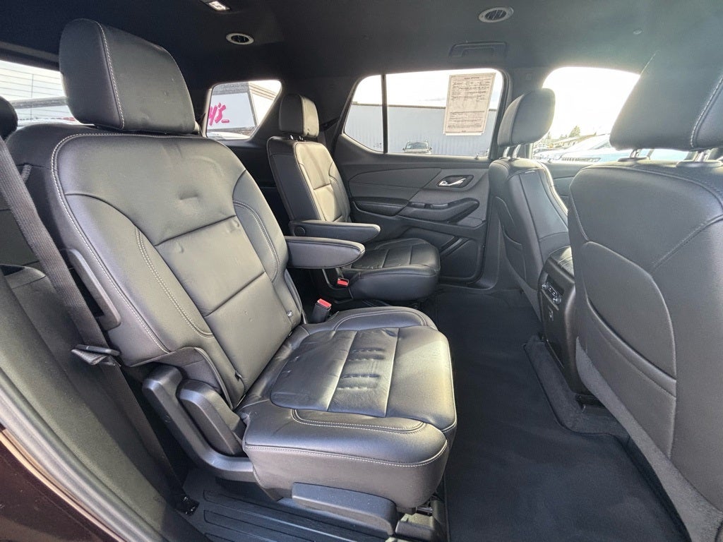 2022 Chevrolet Traverse LT Leather