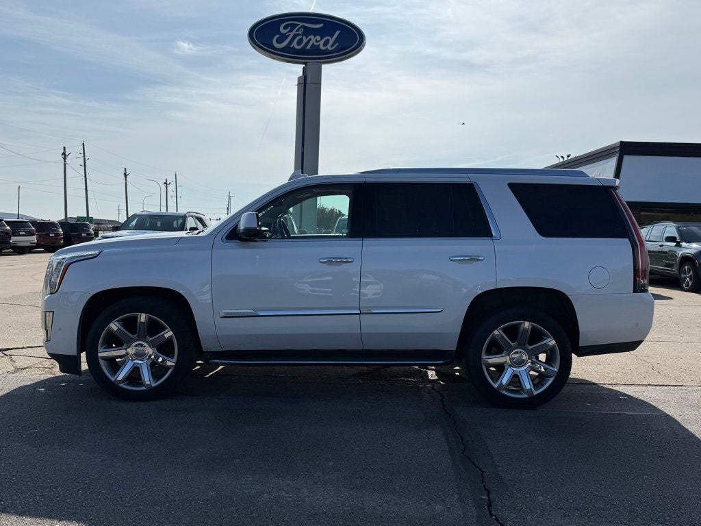 2020 Cadillac Escalade Luxury