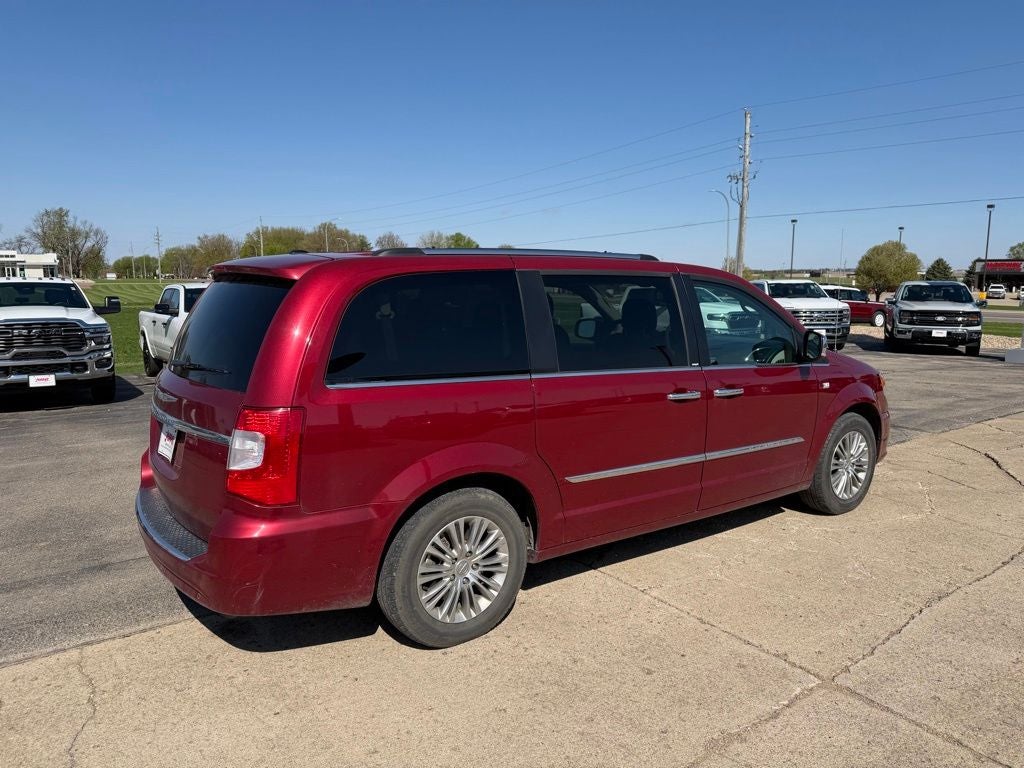 2014 Chrysler Town & Country Touring-L 30th Anniversary