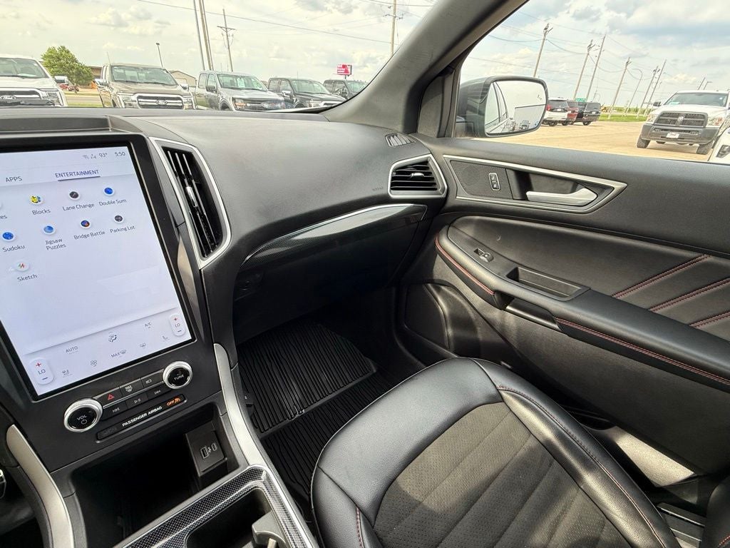 2022 Ford Edge ST Line
