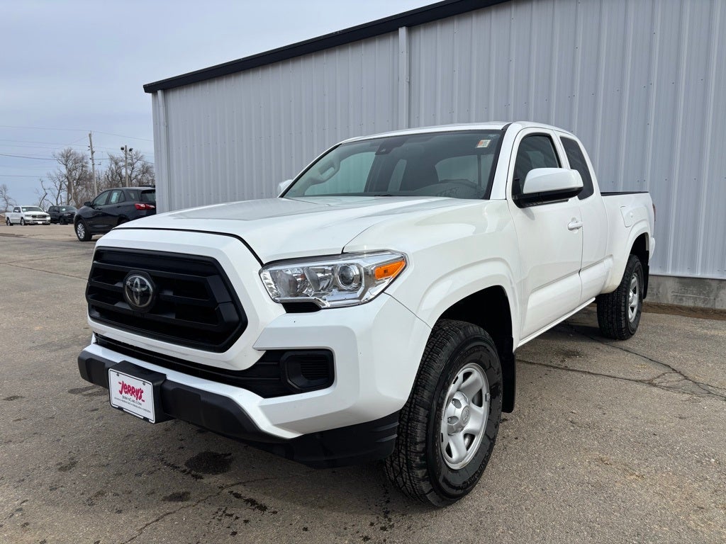 2022 Toyota Tacoma Base