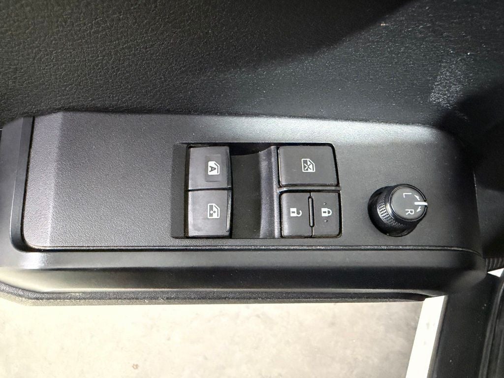 2022 Toyota Tacoma Base