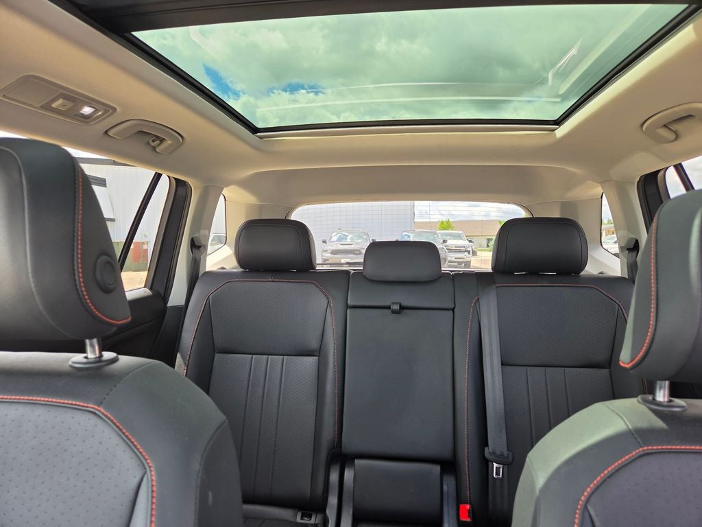 2024 Volkswagen Tiguan 2.0T Wolfsburg Edition