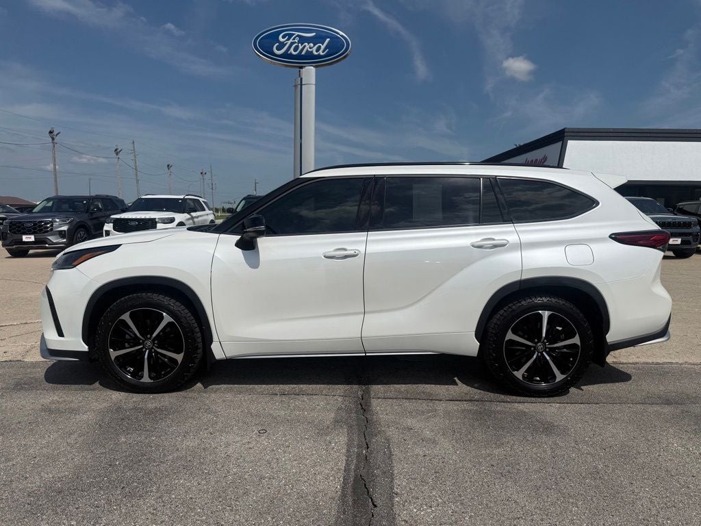 2021 Toyota Highlander XSE